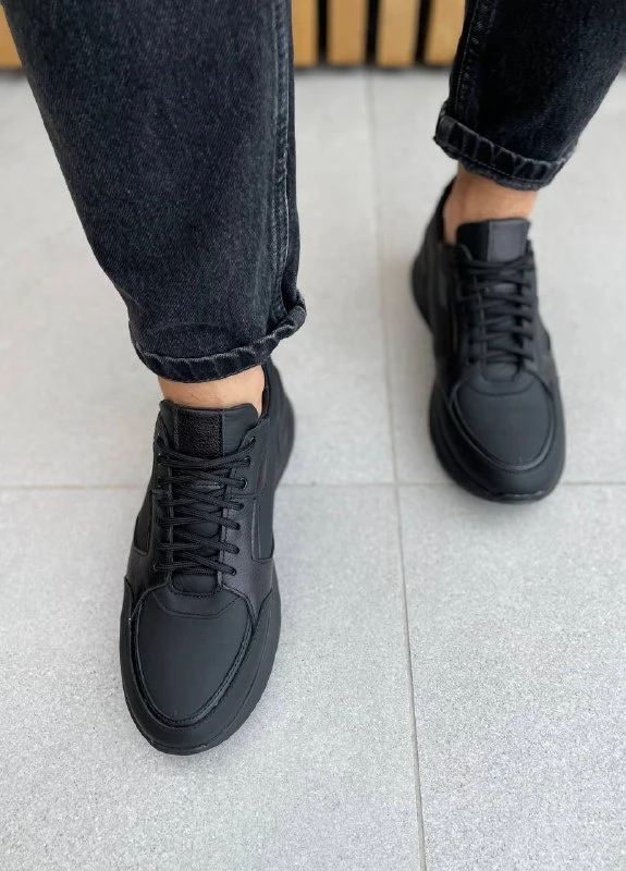 Чорні кросівки shoesband демісезон Brand
