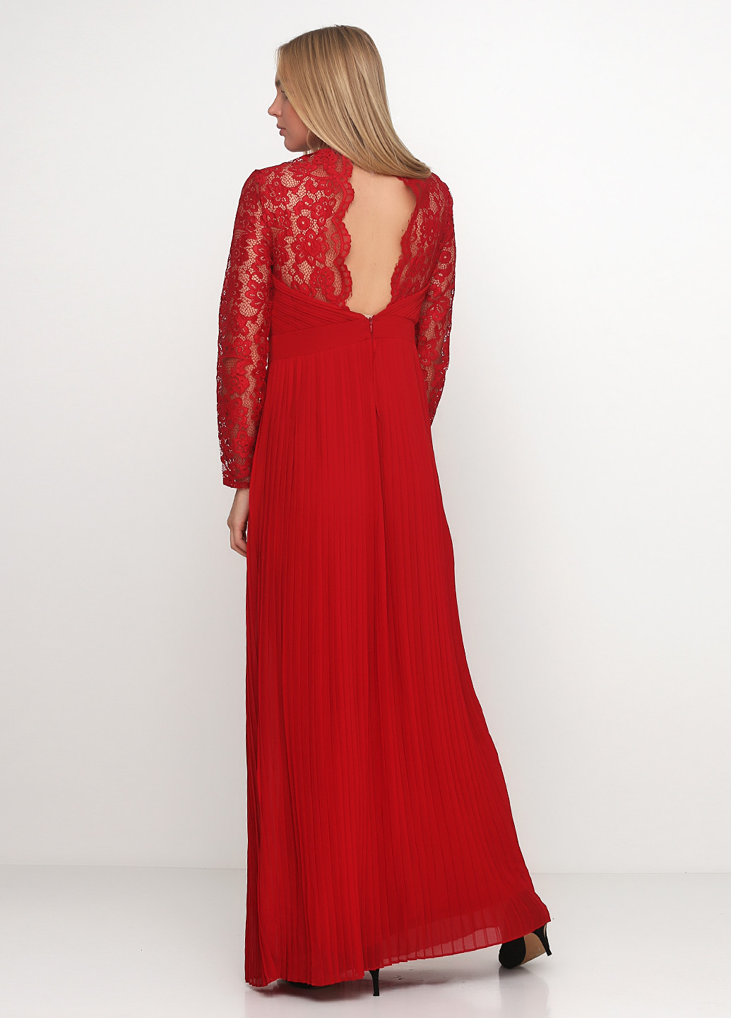 Красное вечернее платье плиссированное TFNC London однотонное
