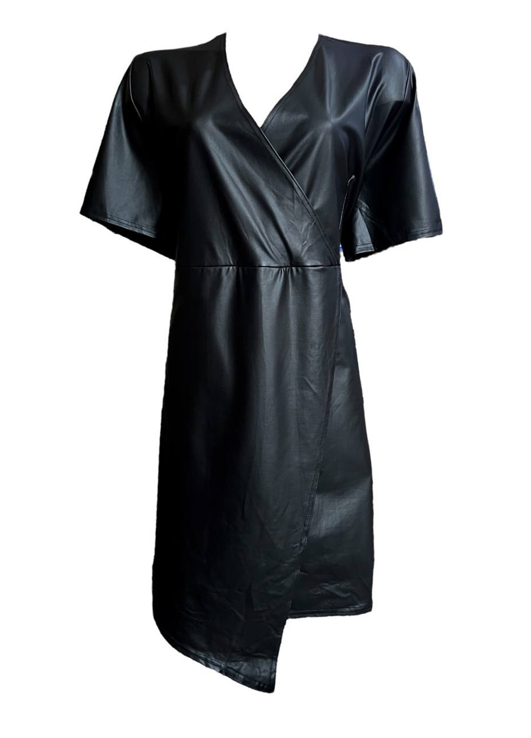 Чорна кежуал сукня на запах Boohoo однотонна