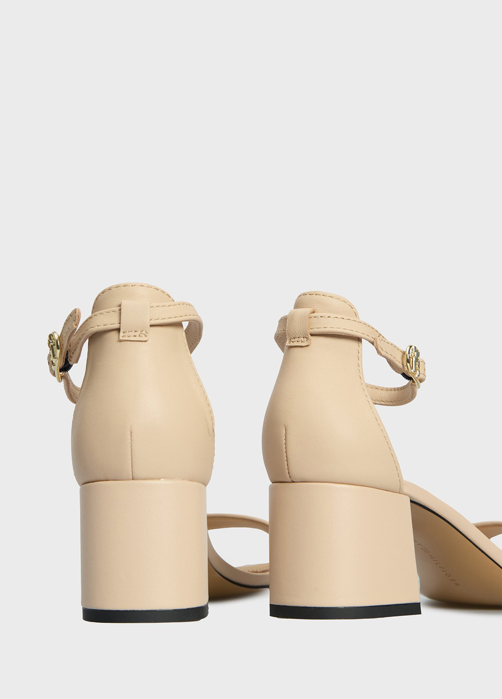 Бежевые босоножки Tommy Hilfiger с ремешком