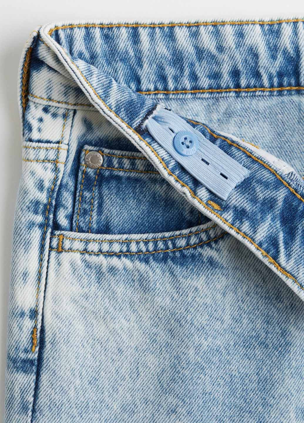 Светло-голубые демисезонные прямые джинсы H&M