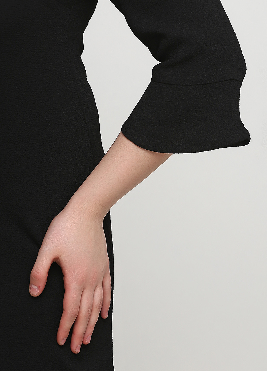 Черное коктейльное платье Camaieu однотонное