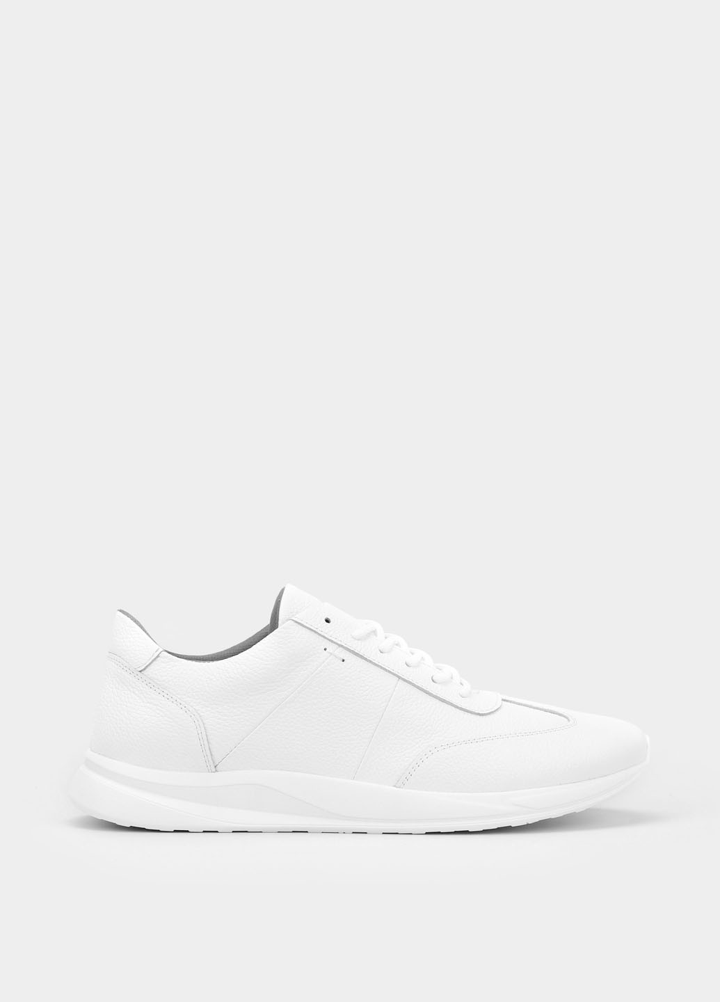 Белые демисезонные кроссовки Braska KR 2210.02.60