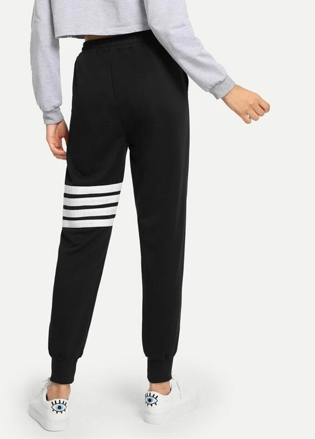 Черные спортивные демисезонные джоггеры брюки SHEIN