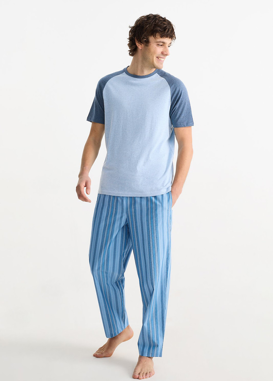 Пижама (футболка, брюки) C&A (322933837)