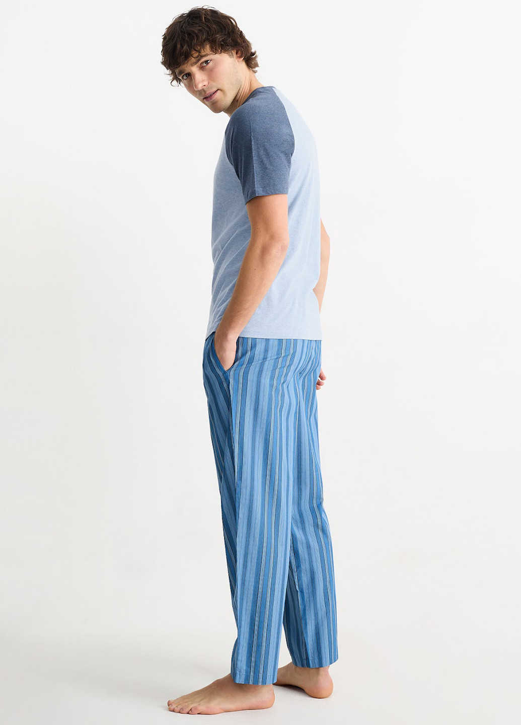 Пижама (футболка, брюки) C&A (322933837)