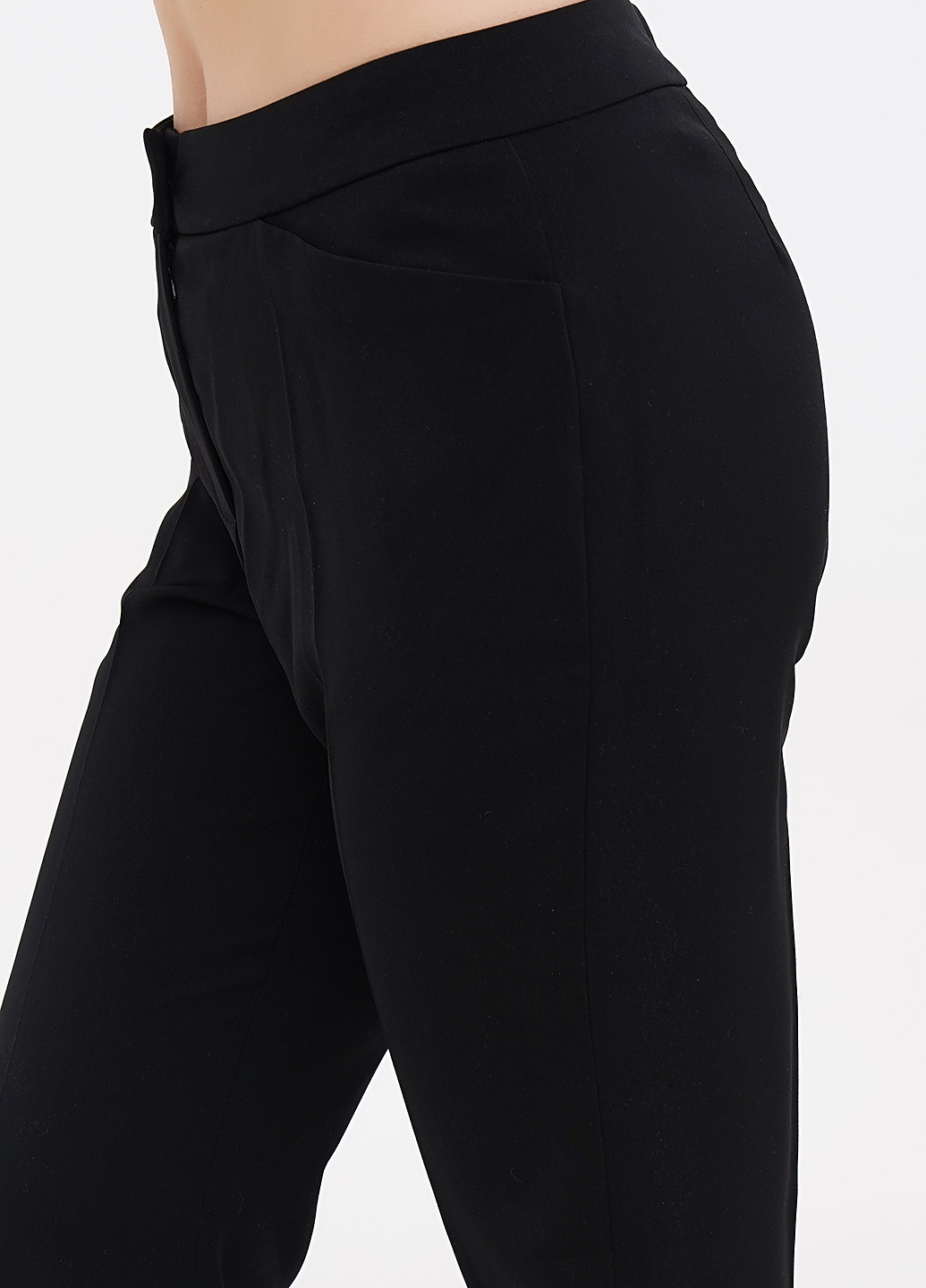 Черные кэжуал демисезонные зауженные, укороченные брюки Patrizia Dini