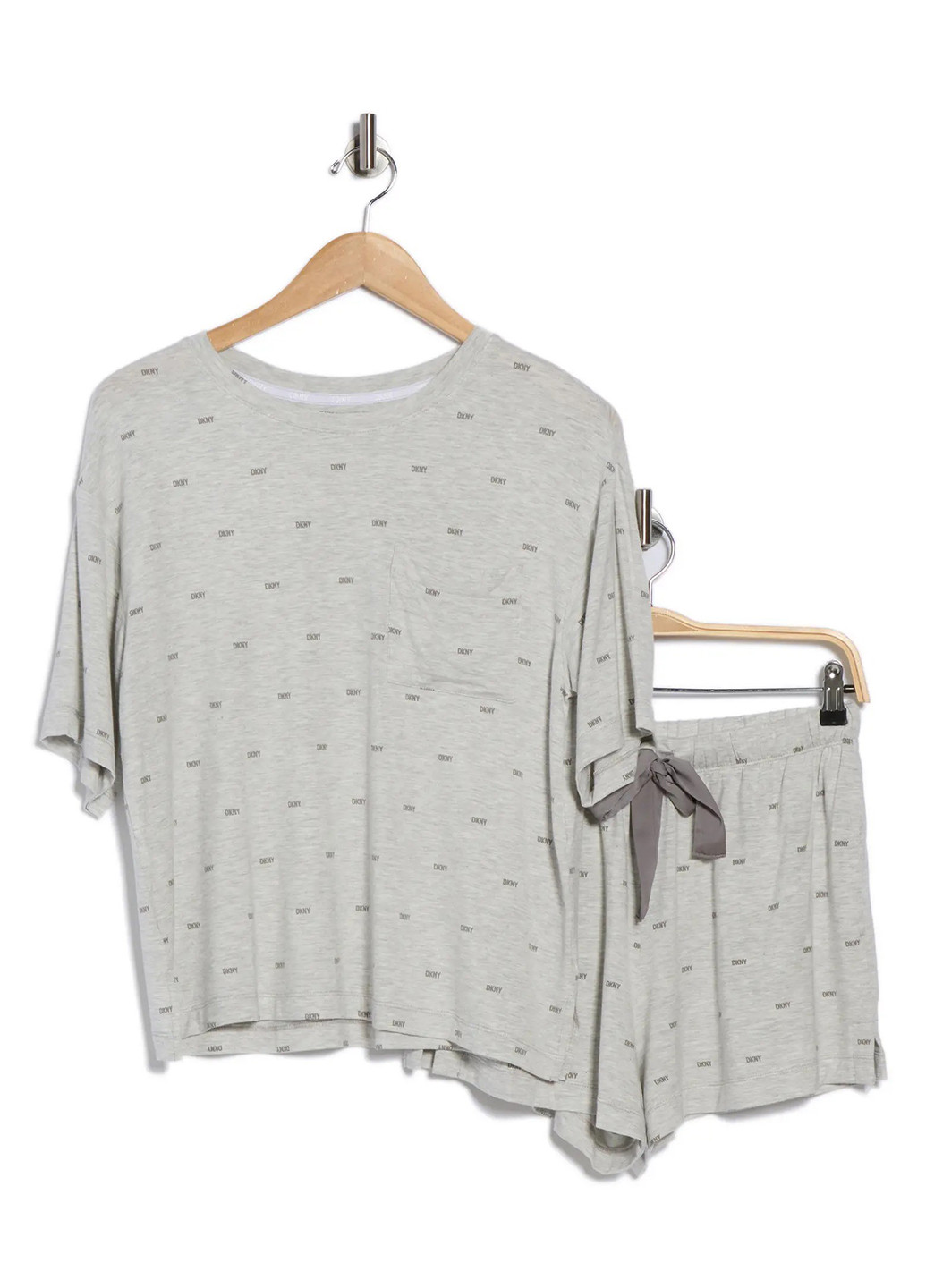 Серая всесезон пижама (футболка, шорты) футболка + шорты DKNY