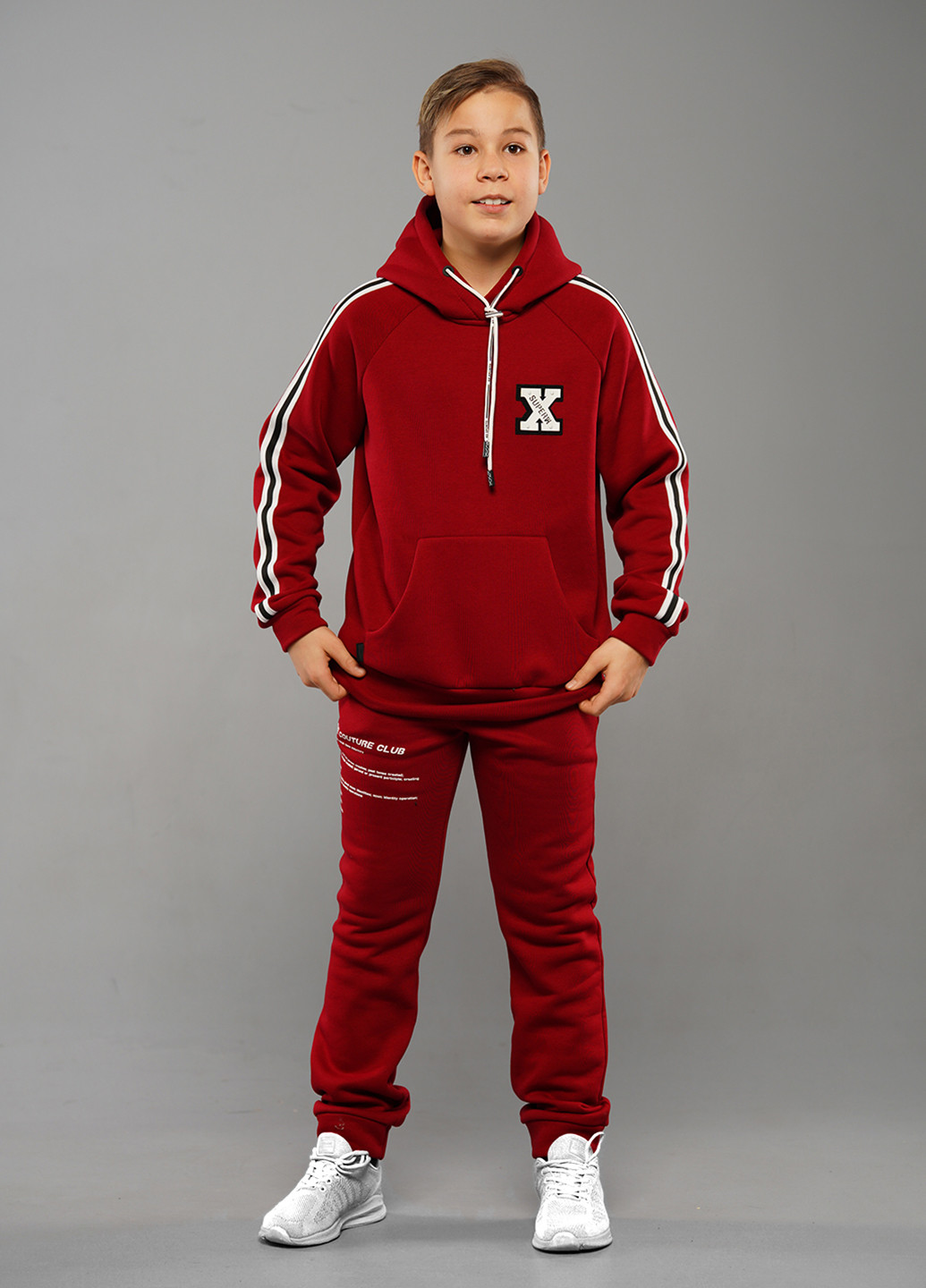 Червоний демісезонний червоний демісезонний спортивний костюм з принтом брючний Sinthia