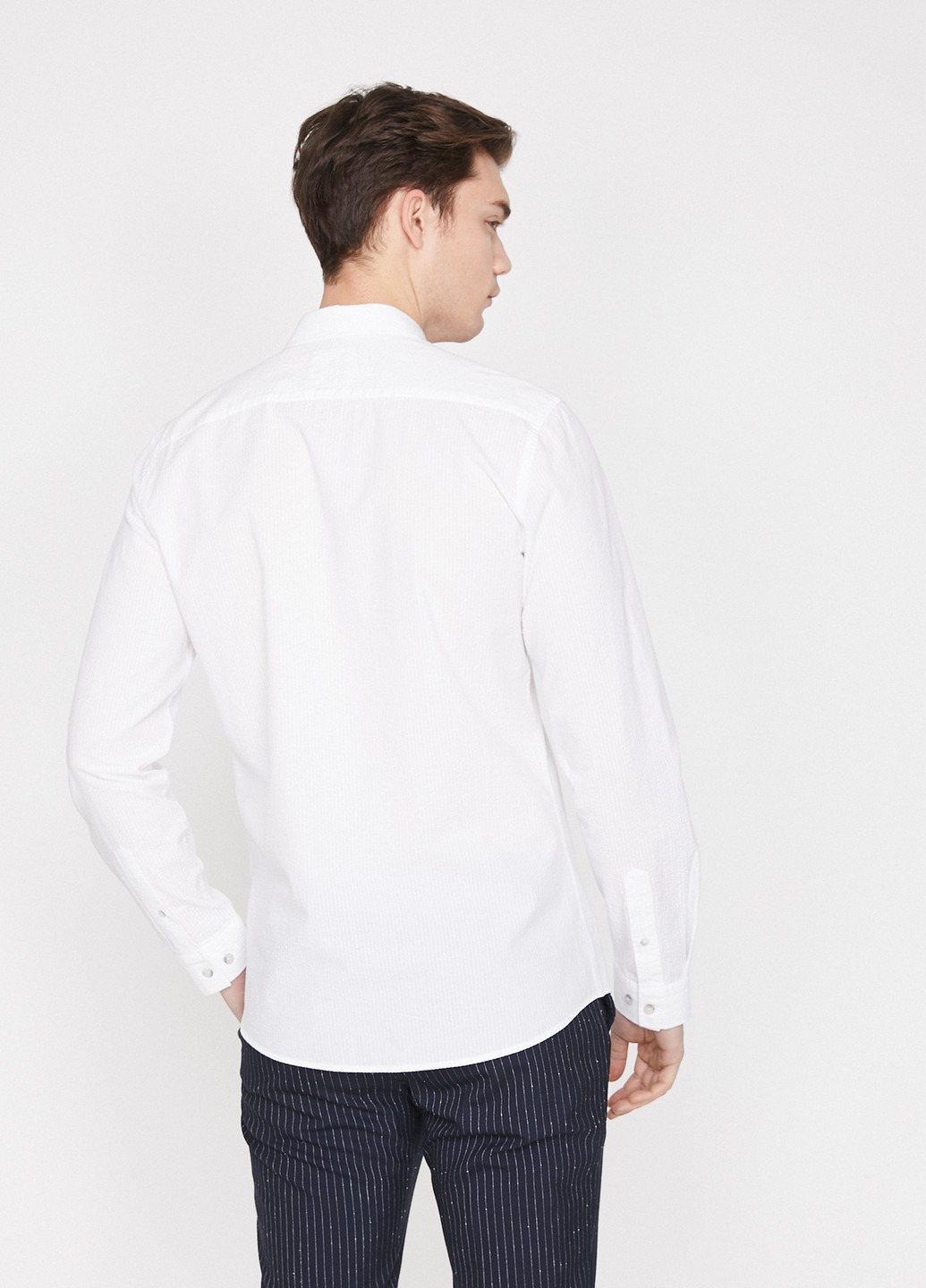 Белая классическая рубашка в полоску KOTON