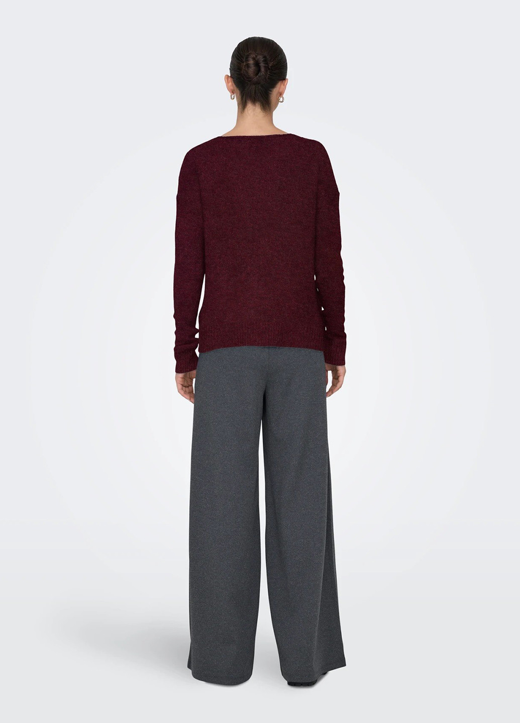 Темно-вишневый демисезонный пуловер пуловер Only