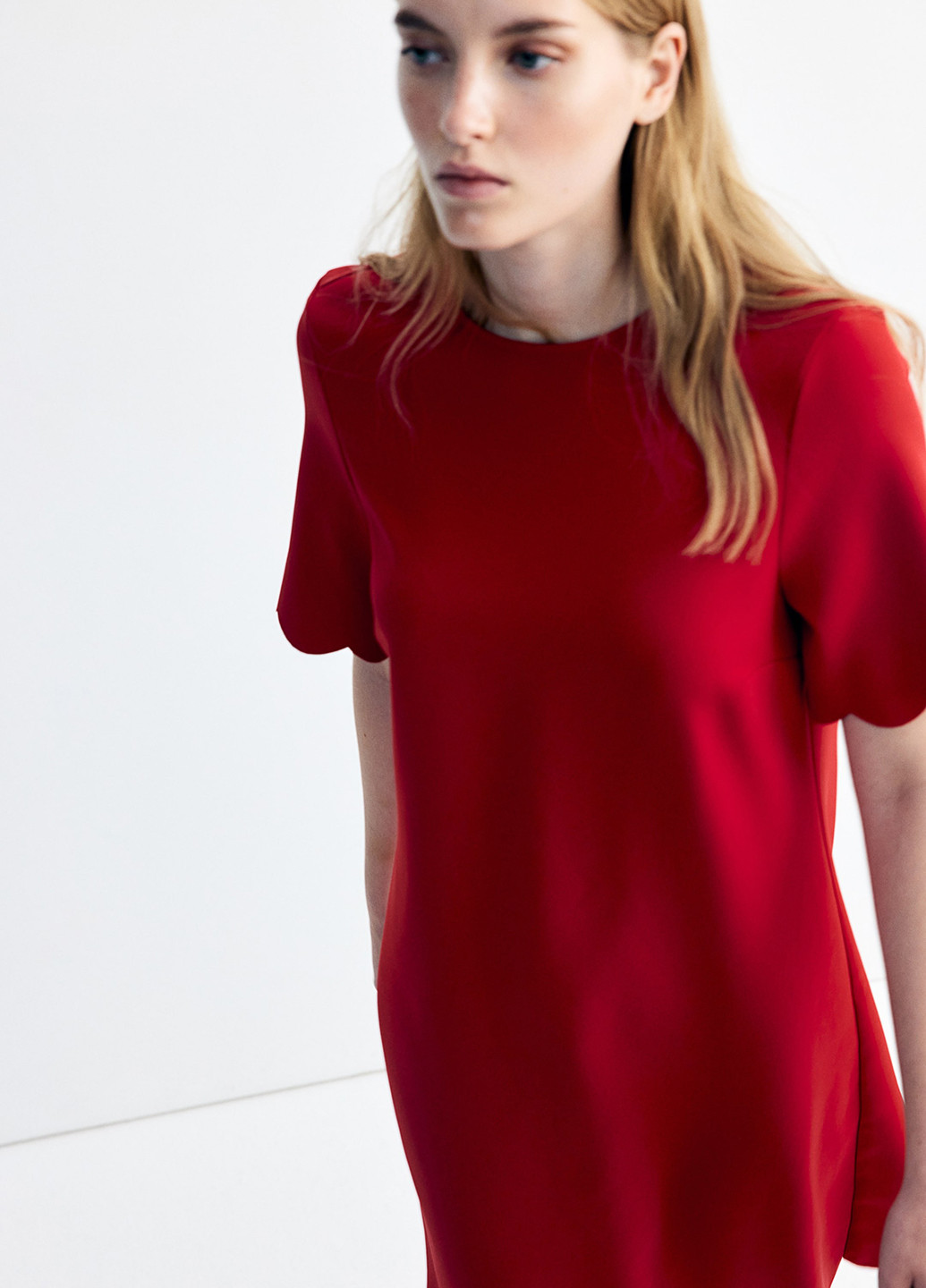 Красное деловое, кэжуал платье H&M однотонное