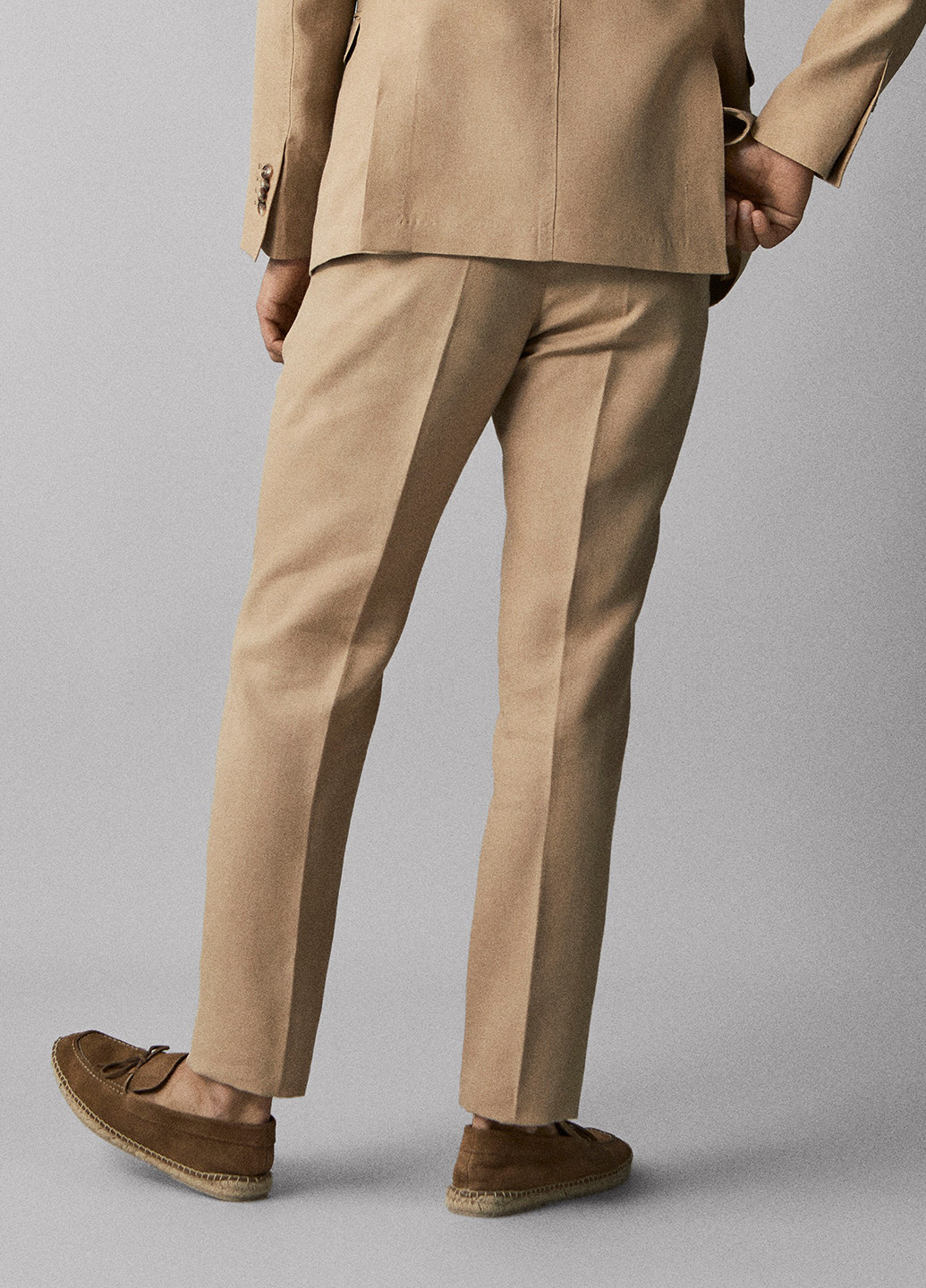 Бежевые классические демисезонные прямые брюки Massimo Dutti