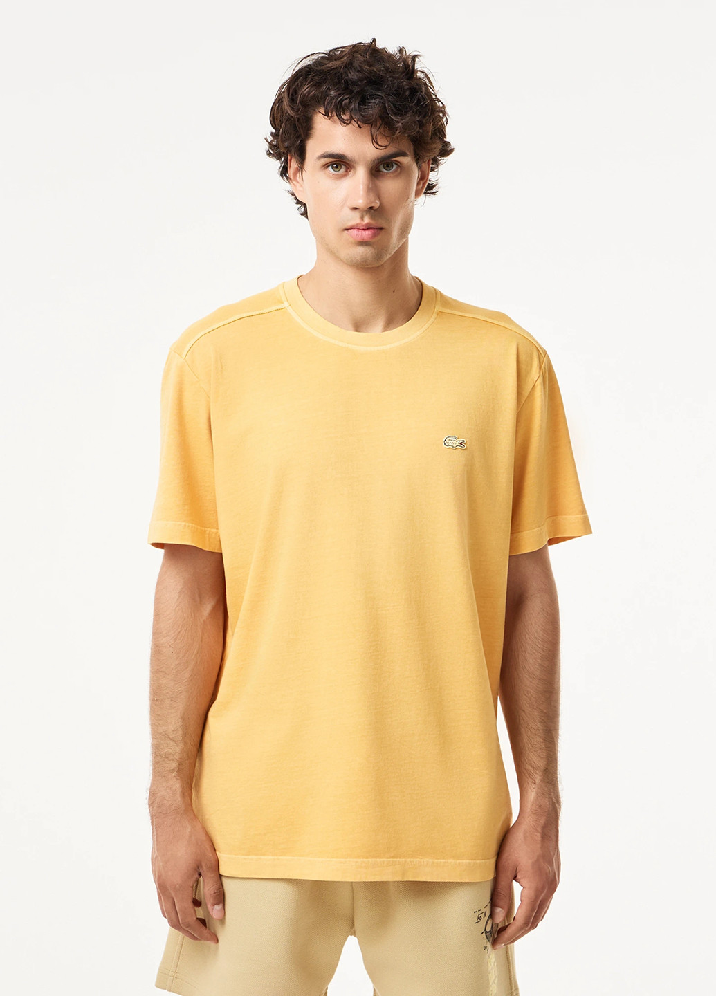 Желтая футболка Lacoste
