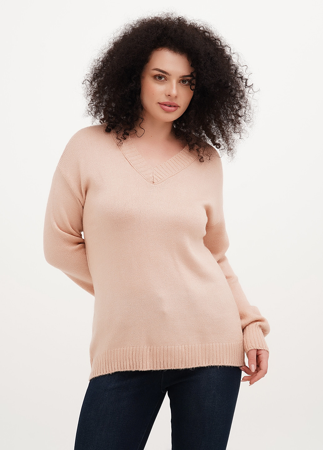 Пудровый демисезонный пуловер пуловер Vicolo