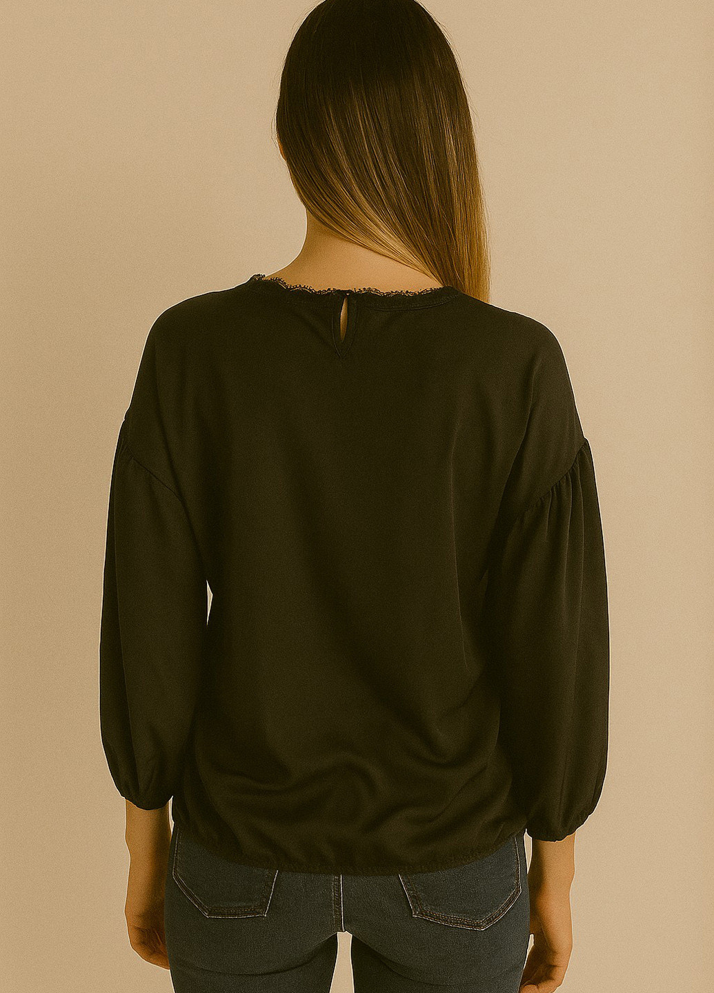 Чорна блуза Sassofono