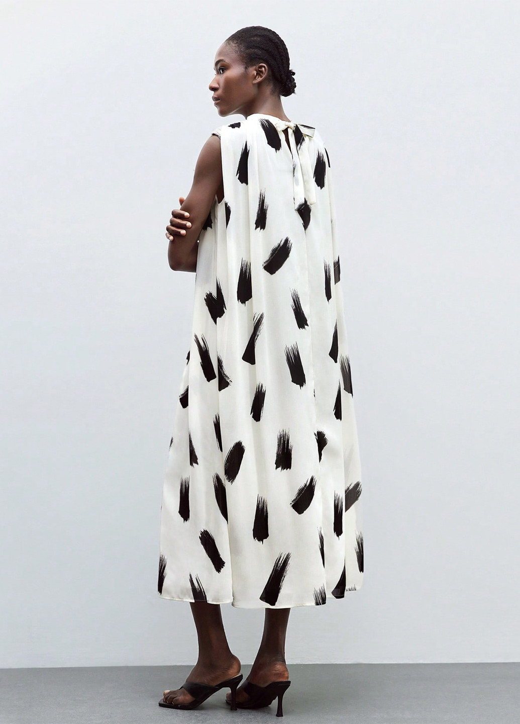 Молочна кежуал сукня а-силует SHEIN з абстрактним візерунком