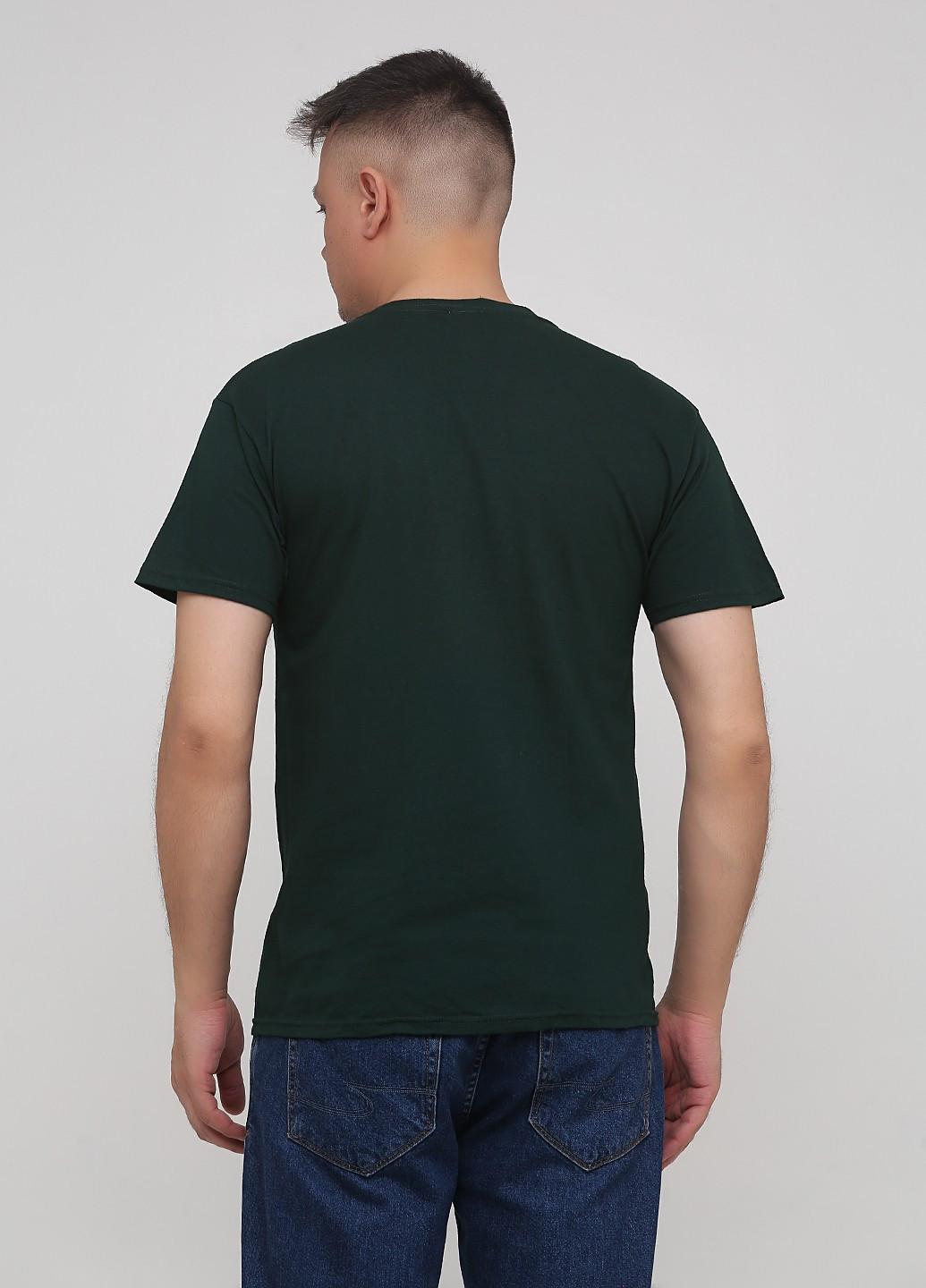 Темно-зеленая футболка Hanes