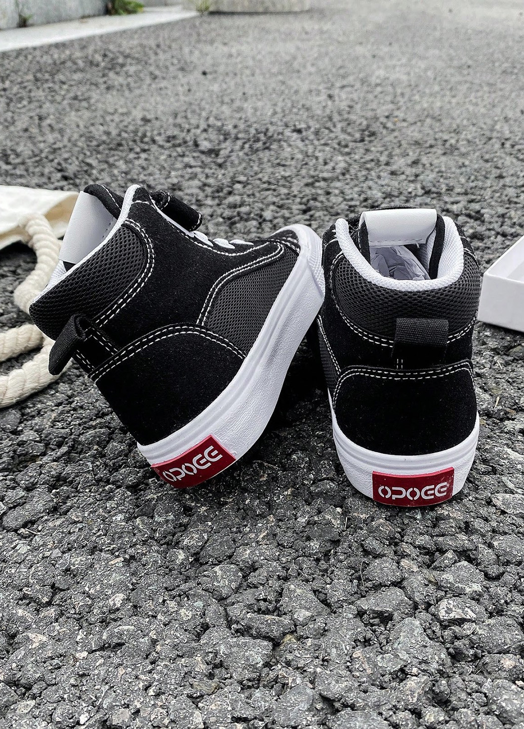 Чорні кеди SHEIN