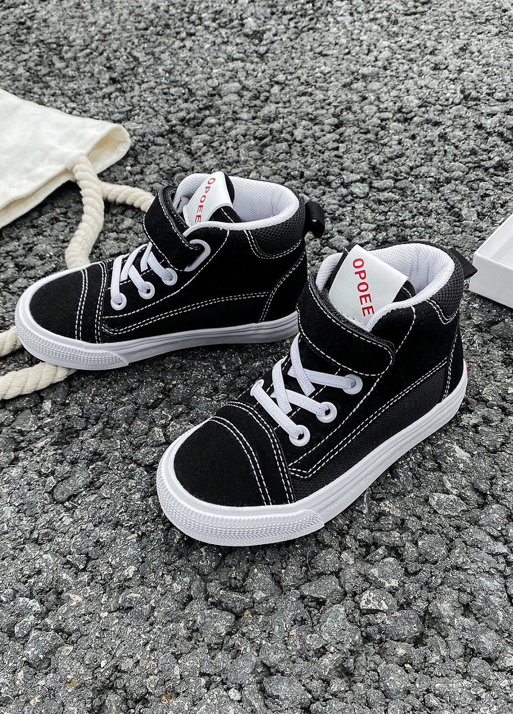 Чорні кеди SHEIN