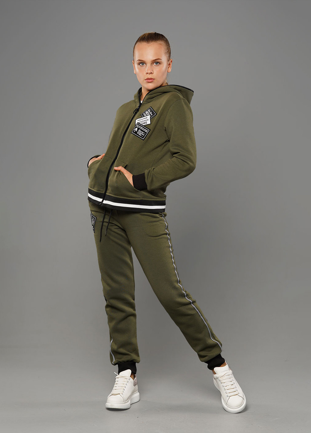 Толстовка надпись хаки спортивная Sinthia (192445492)