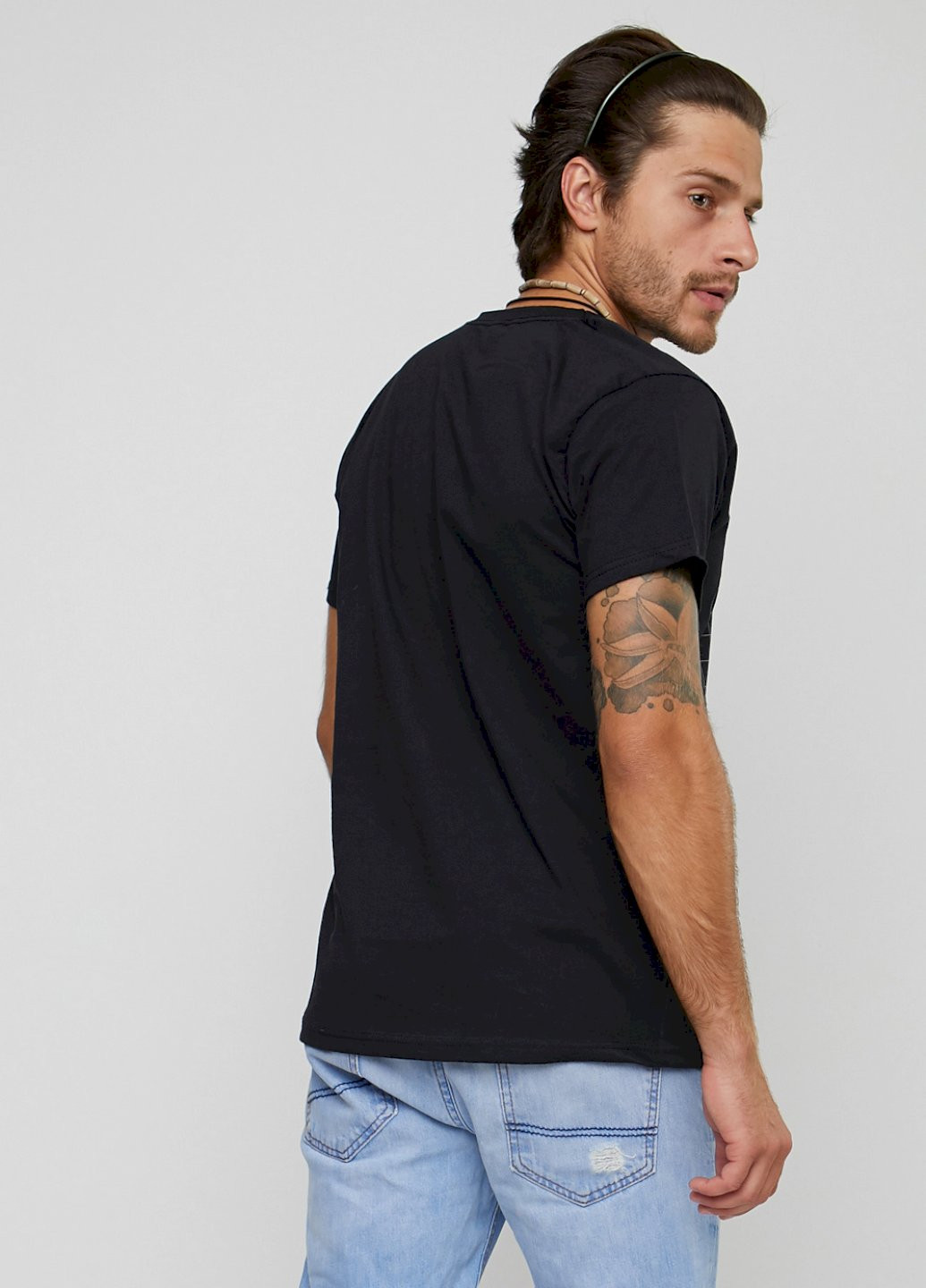 Чорна футболка чоловіча YAPPI