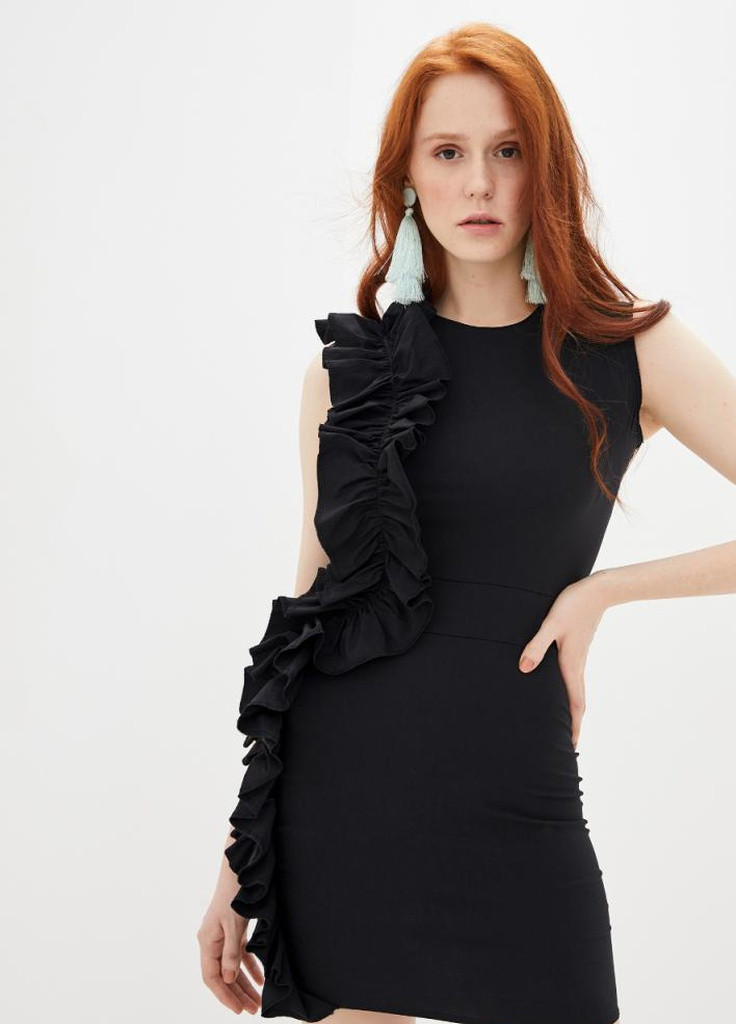 Черное кэжуал оригинальное женское платье-мини с баской jasmine Podium однотонное