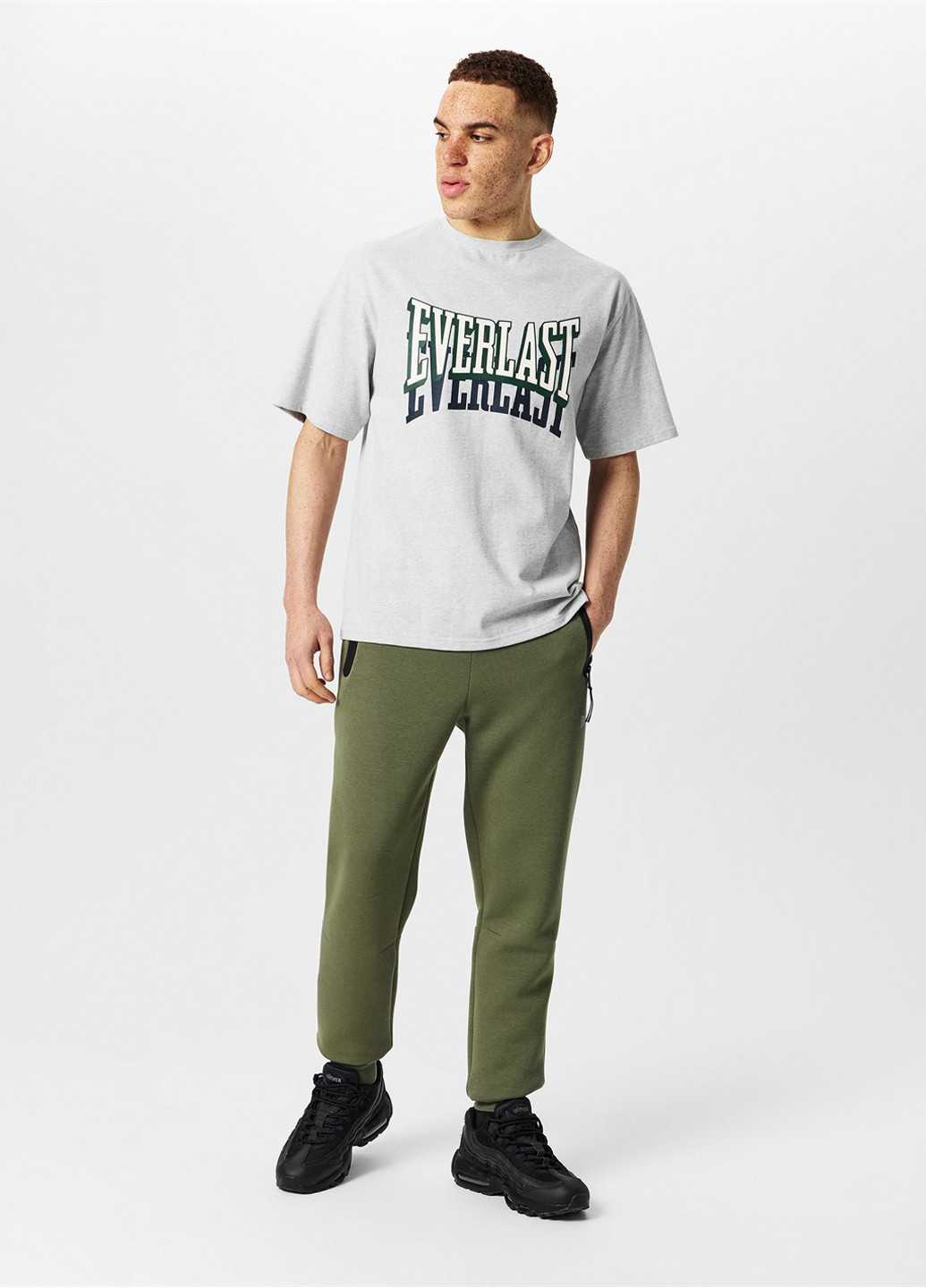 Серая футболка Everlast