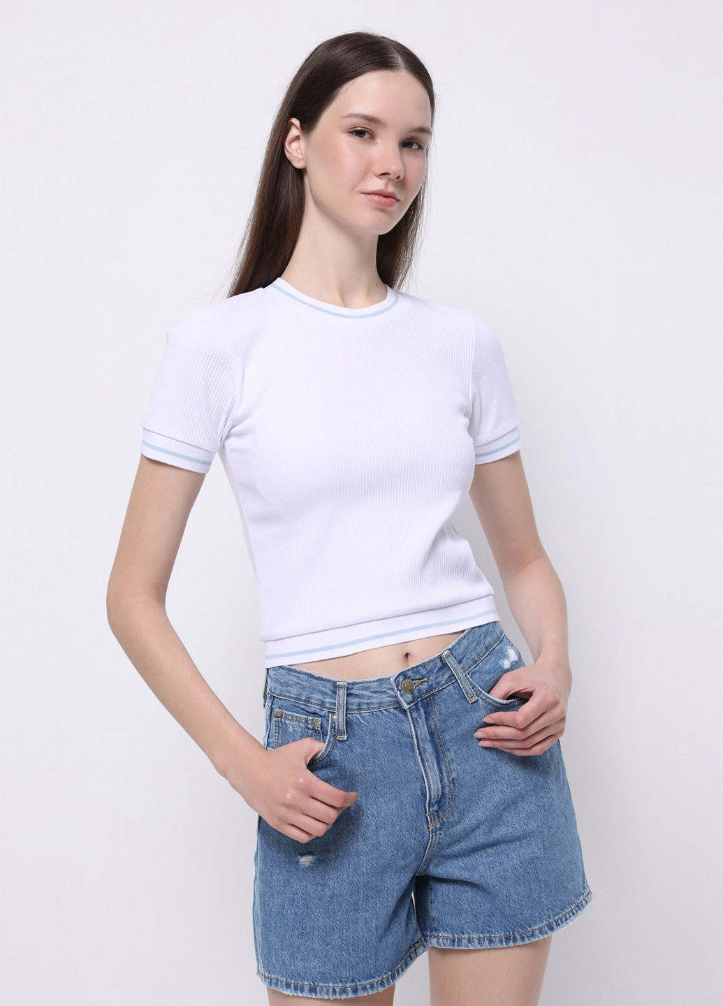 Белый летний джемпер джемпер Colin's