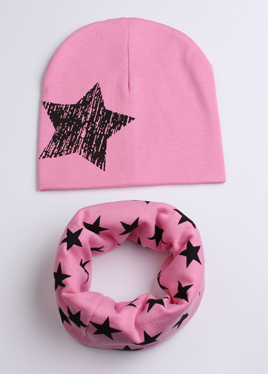 Розовый демисезонный комплект (шапка, шарф-снуд) Bape