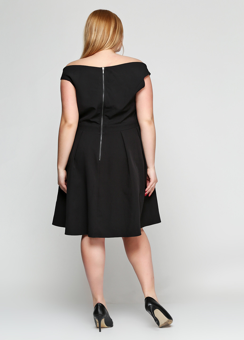 Черное коктейльное платье Dorothy Perkins однотонное