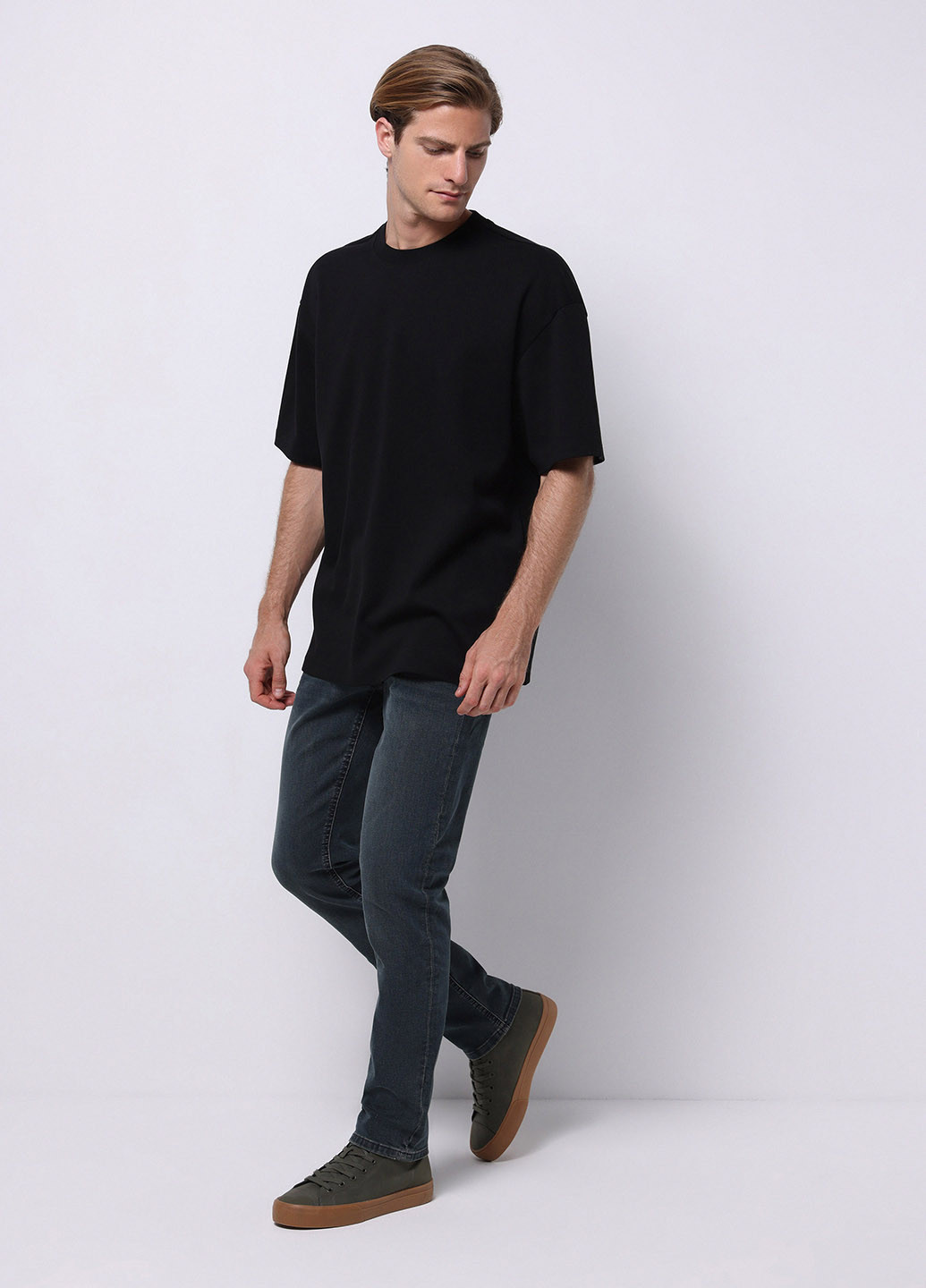 Темно-синие демисезонные слим джинсы Colin's