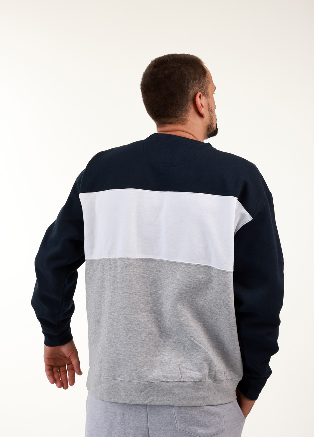 Комбинированный свитшот Blue 84 надпись вышивка (359854770)