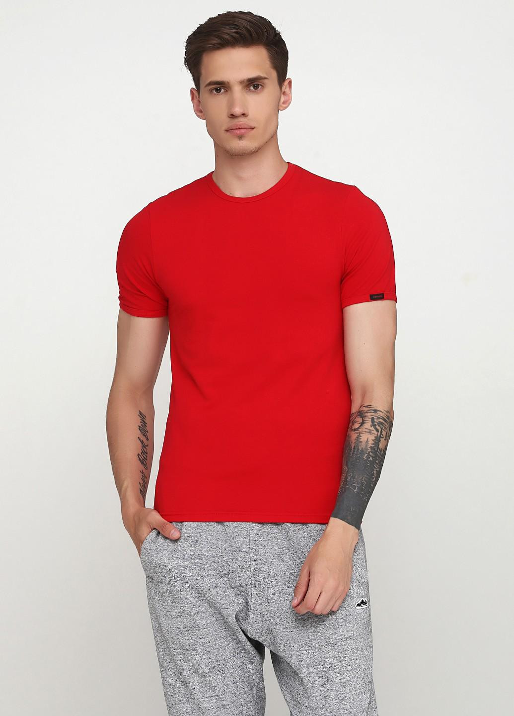 Темно-красная футболка чоловіча high emotion m червоний 532 Cornette