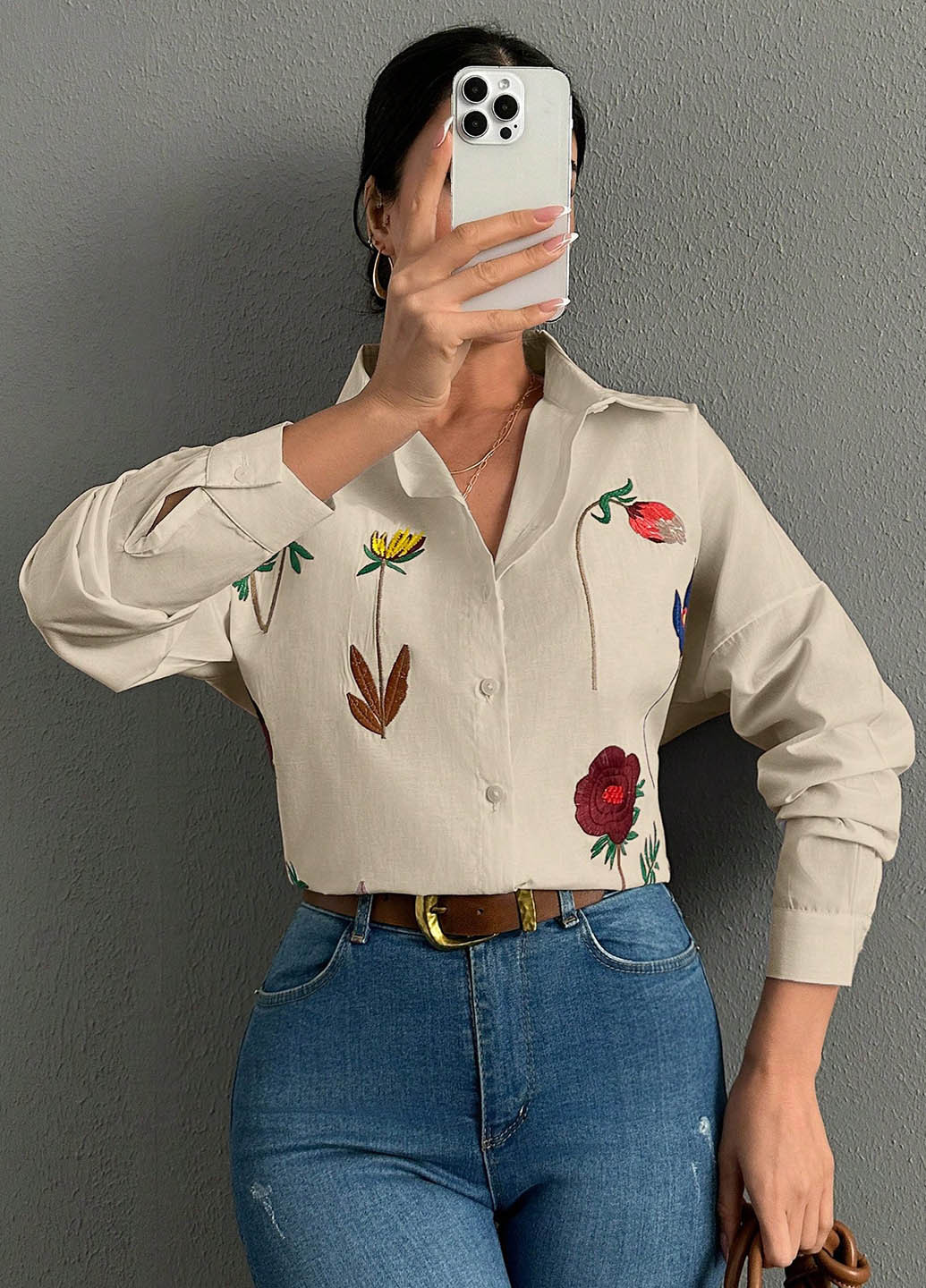 Светло-бежевая кэжуал рубашка с цветами SHEIN