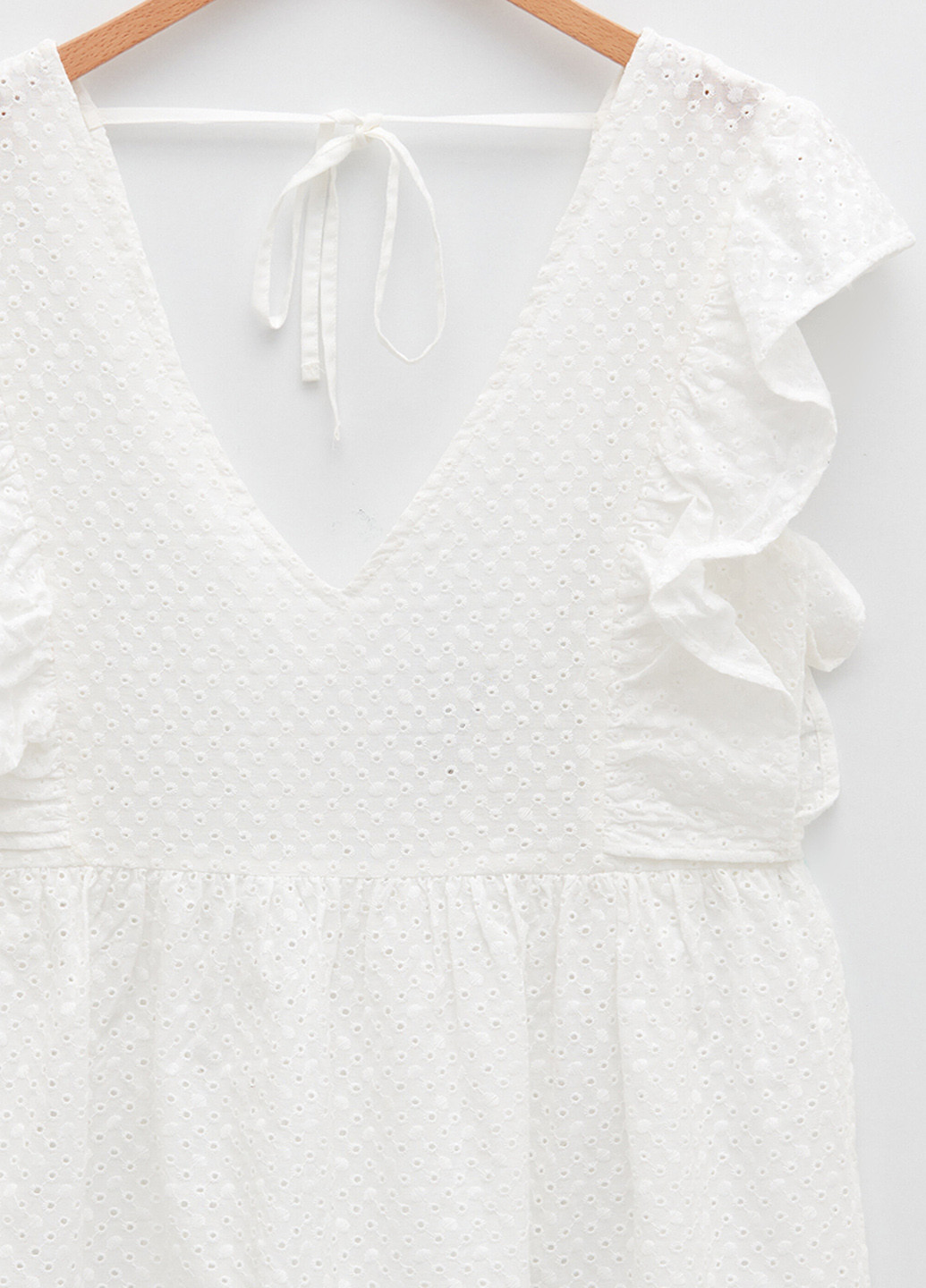 Белое кэжуал платье клеш, с открытой спиной LC Waikiki однотонное