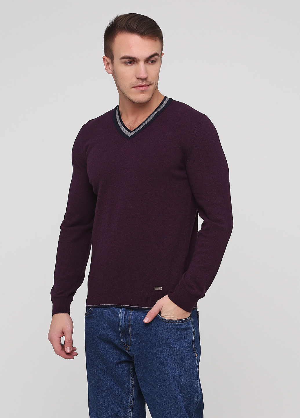 Сливовый демисезонный пуловер пуловер Hugo Boss