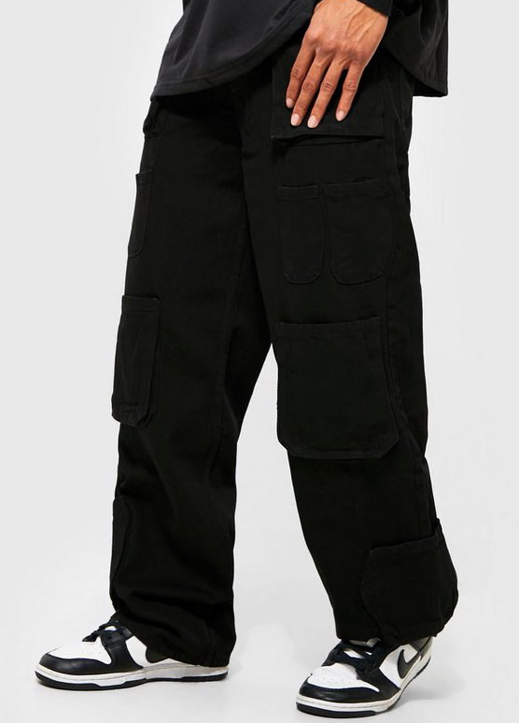 Черные демисезонные карго джинсы Boohoo