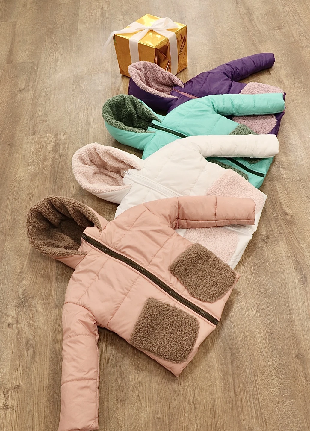 Бірюзова зимня куртка для дівчаток warm fur princess Kindamor