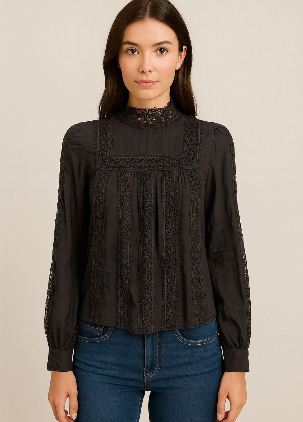 Чорна блуза Sassofono