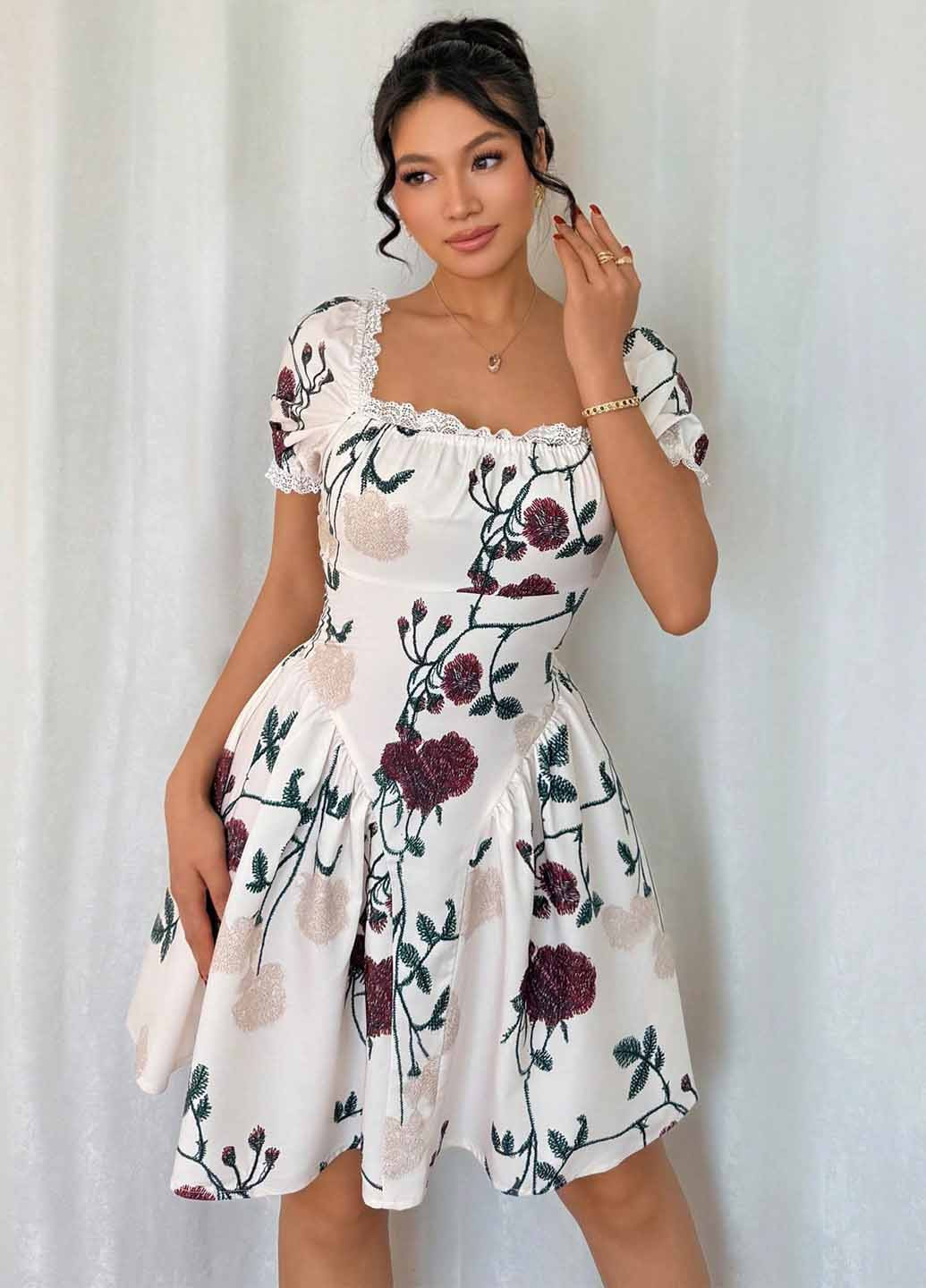 Белое кэжуал платье SHEIN с цветочным принтом