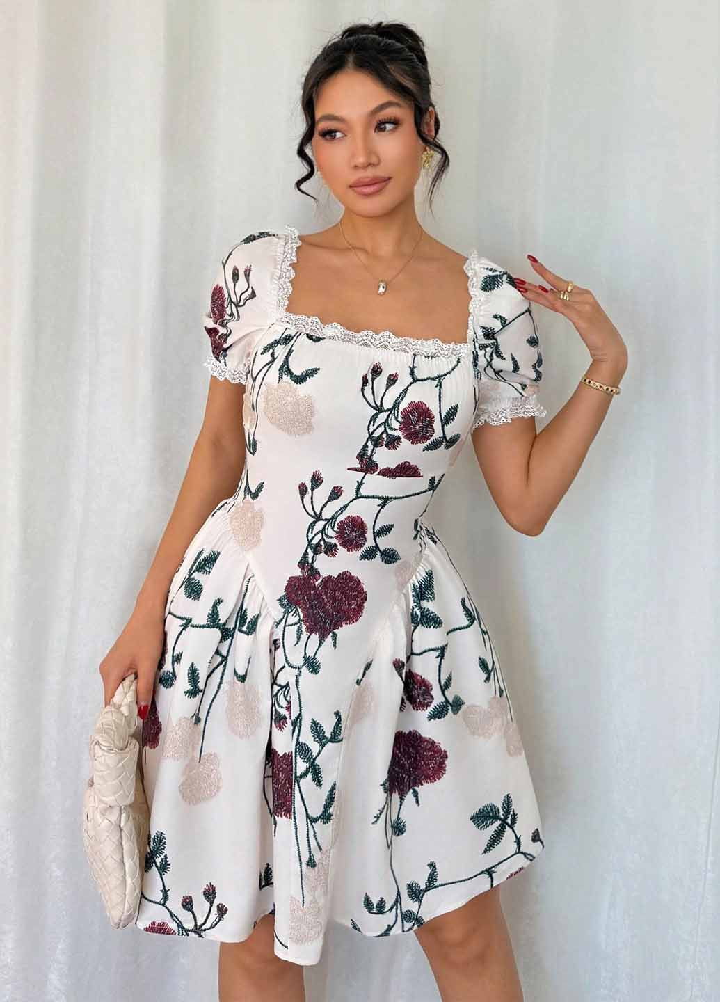 Белое кэжуал платье SHEIN с цветочным принтом