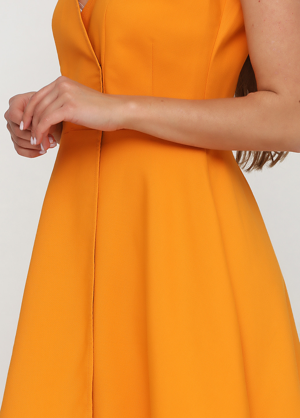 Оранжевое кэжуал платье на запах Kristina Mamedova однотонное