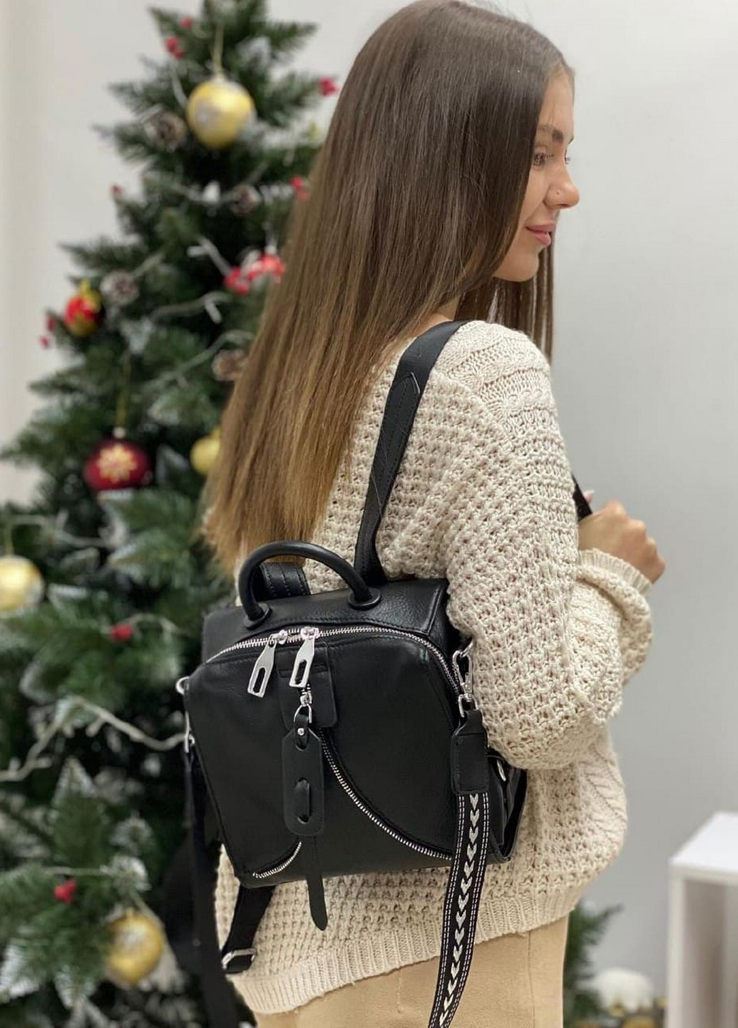 Женский рюкзак Polina&Eiterou однотонный чёрный кэжуал