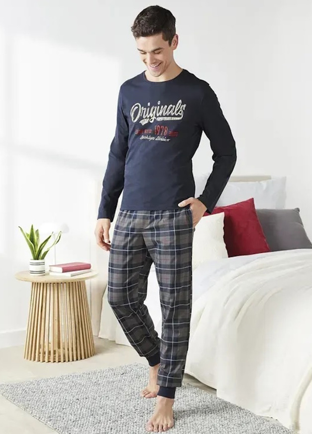 Пижама (лонгслив, брюки) Livergy (365761799)