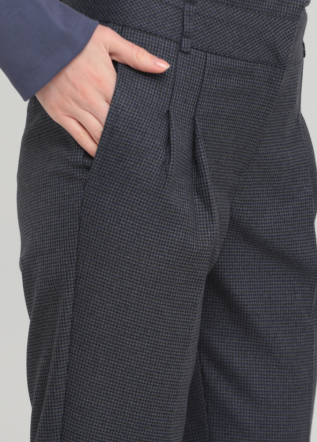 Темно-серые кэжуал демисезонные укороченные, каррот брюки Perzoni
