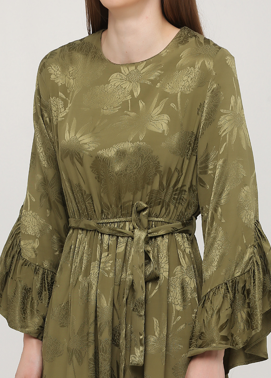 Оливковое (хаки) кэжуал платье Bebe Plus с цветочным принтом