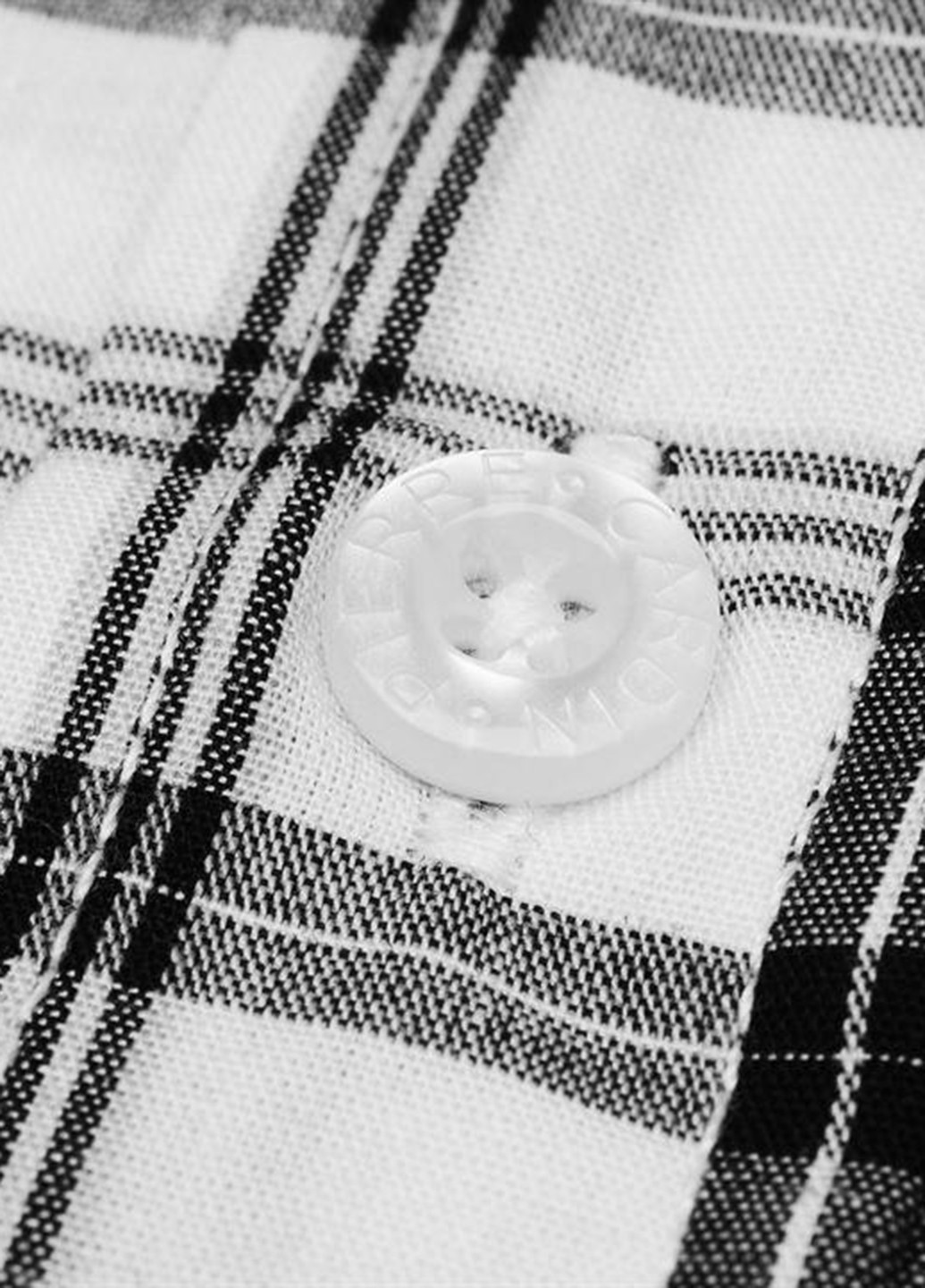 Черно-белая кэжуал рубашка в клетку Pierre Cardin