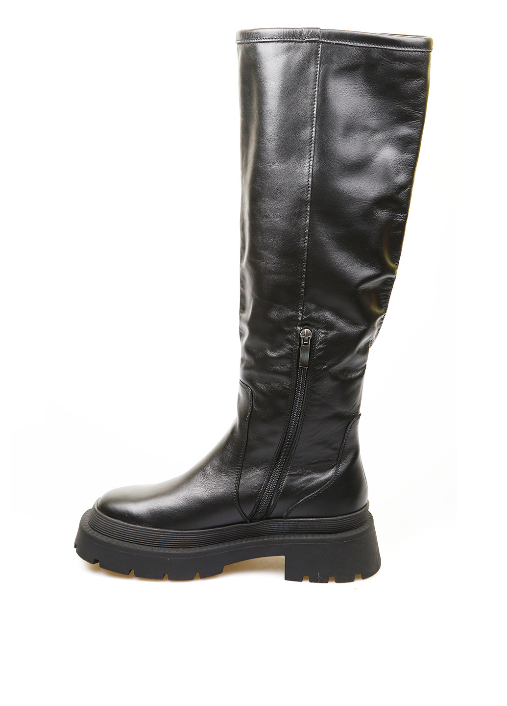 Черные осенние ботфорты No Brand