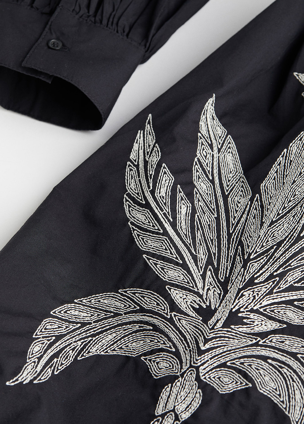 Черное кэжуал платье H&M с рисунком